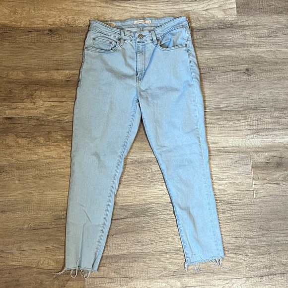 Levi's Denim - LEVI'S 721 High Rise Skinny Jean (Size 29)